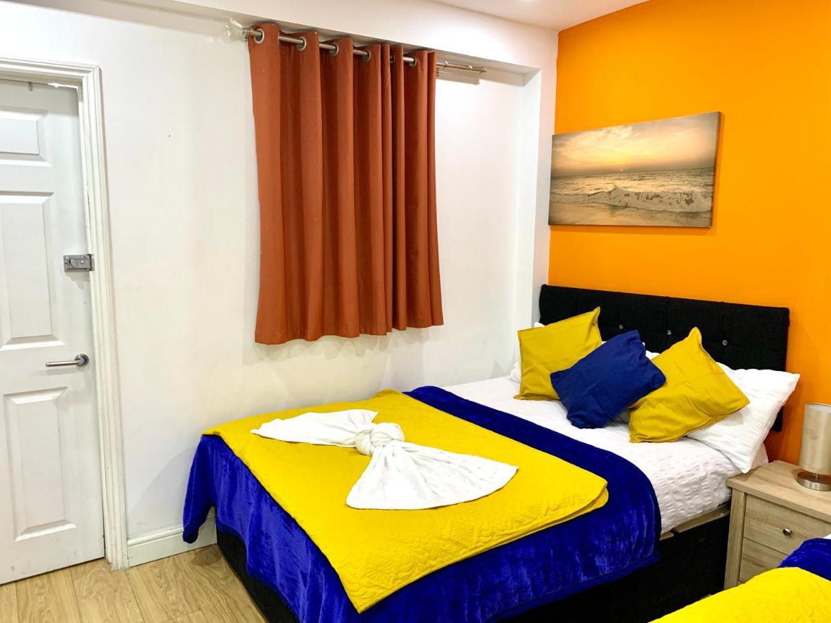 London 2 Bedroom Apartment, Kitchen, Reception And Private Garden 外观 照片