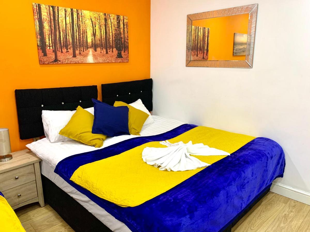 London 2 Bedroom Apartment, Kitchen, Reception And Private Garden 外观 照片