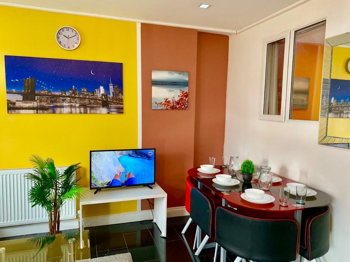 London 2 Bedroom Apartment, Kitchen, Reception And Private Garden 外观 照片